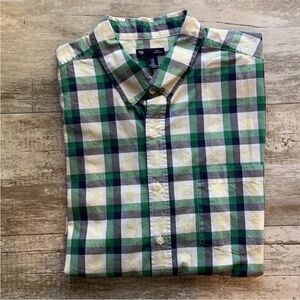 GAP Factory short sleeve button down shirt